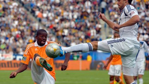El Galaxy de Los Ángeles derrotó 3-1 al Dynamo de Houston en la gran final de la MLS, temporada 2012.