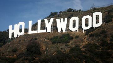 Después de nueve semanas de renovaciones, el cartel de Hollywood está listo para celebrar su 90 aniversario.