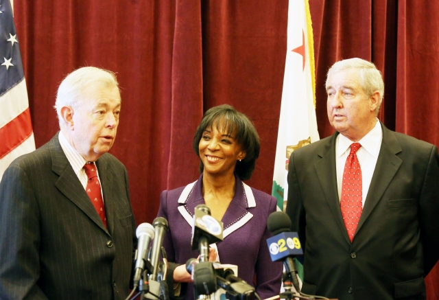 Jackie Lacey en su acto de juramentación al cargo en USC.