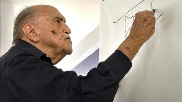 El arquitecto brasileño Óscar Niemeyer falleció hoy a los 104 años de edad.