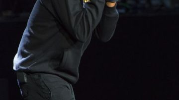 Kanye West y Jay-Z (en la foto) arrasaron en campos como mejor actuación de rap.