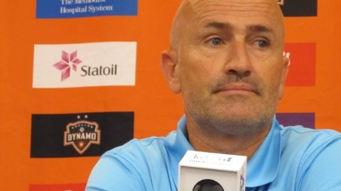 El entrenador del Dynamo de Houston, Dominic Kinnear.