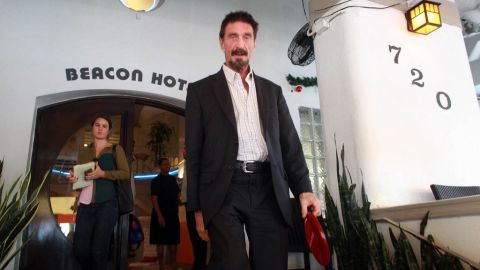 McAfee dice fue recibido cálidamente en EE.UU. tras su deportación desde Guatemala.