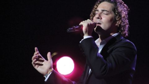 David Bisbal presentó el jueves  su nueva propuesta musical, 'Live at the Royal Albert Hall'.