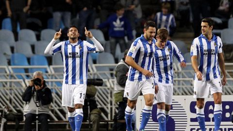 El delantero mexicano Carlos Vela abrió el marcador al minuto 18
