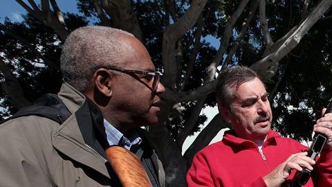 Realizan en Los Ángeles programa de acopio de armas.