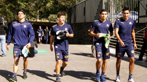 Los integrantes de Pumas entrenan en un ambiente positivo y cordialidad con miras al Torneo Clausura 2013.