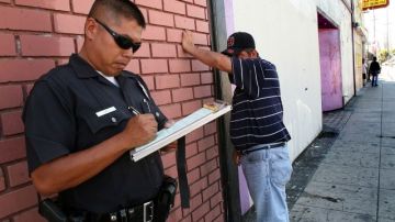 La ciudad de Los Ángeles vio disminuir su índice de delitos violentos en un 8 % en este 2012.