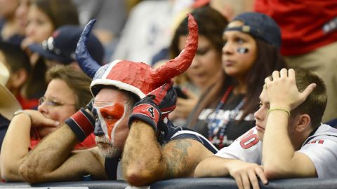 Los fans de los Houston Texans han sufrido luego de perder tres de sus últimos cuatro partidos en la temporada.