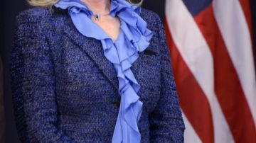 La secretaria de Estado de Estados Unidos, Hillary Clinton,  antes de pronunciar un discurso en Washington.