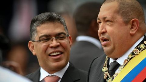 Chávez debería asumir el próximo 10 de enero un nuevo mandato para el período 2013-2019, después de lograr su tercera reelección consecutiva.