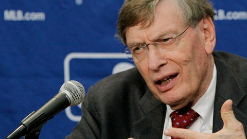 El comisionado Bud Selig se encargó de anunciar el acuerdo final
