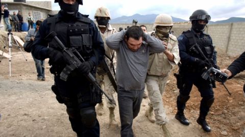 El gobierno mexicano delimitó el país en cinco áreas para lanzar una nueva ofensiva contra el crimen organizado.
