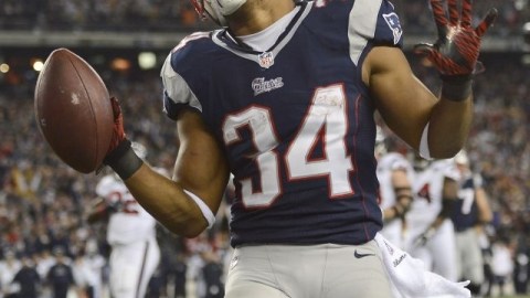 Los Patriots de Nueva Inglaterra recibirán a los Ravens de Baltimore y decidirán cuál de los dos va al Super Bowl.