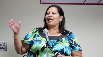 Monica Garcia en julio de 2012. La presidenta de la junta escolar de LAUSD busca ser reelecta a su  puesto  pero no cuenta con el apoyo del sinidicato de maestros.
