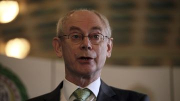 El presidente del Consejo Europeo, Herman Van Rompuy,  afirmó que ya es hora de que el presidente sirio, Bachar al Asad, se marche.