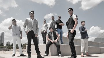Alerta Zero,  grupo musical que, desde Chicago, promueve los ritmos y bailes del estado mexicano de Durango, lanza un nuevo disco, 'Invencibles'.