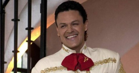 Pedro Fernández busca los temas para su próximo disco.
