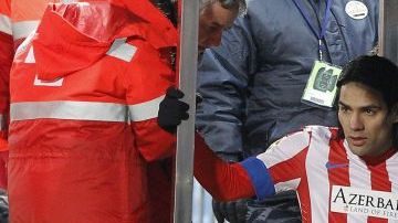 Falcao abandonó el campo al minuto 58, debido a que en un arranque sintió el dolor que no le dejó concluir.