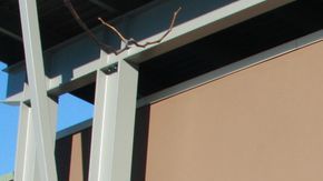 Imagen del Wal-Mart en el Barrio de las Empacadoras, ubicada en el 1424 al oeste de la calle 47.