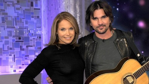 Juanes y  Katie Couric. El cantante colombiano actúa hoy a las 3:00 p.m. en el programa 'Katie' (KABC, Canal 7), donde también será entrevistado, después de Jennifer López.