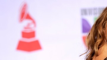 Paulina Rubio quiere la custodia total.