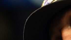 Ray Lewis se defiende ante las preguntas de la prensa.