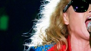 Paulina Rubio en una presentación  en el Palenque de Fiestas de Octubre en Guadalajara.