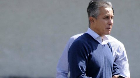 La directiva del Querétaro dio por terminada la relación con el técnico Sergio Bueno