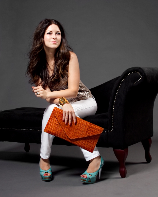 La colombiana Sandra Reiman,  fundadora y diseñadora de los estilos  de la nueva línea de carteras de lujo Sandra Cadavid.