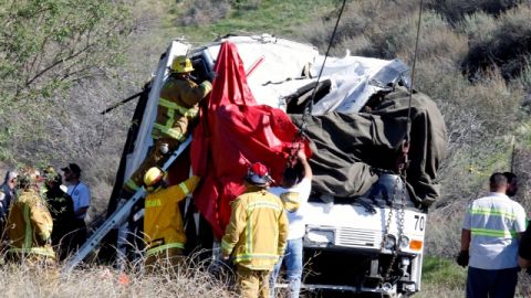 El autobús que chocó el domingo  había recibido en octubre ocho infracciones por parte de inspectores   y fue identificado por problemas con frenos  por lo menos tres veces desde el 2011.