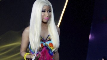 Nicki Minaj cree que hay motivos por su ausencia en las nominaciones a los Grammy.