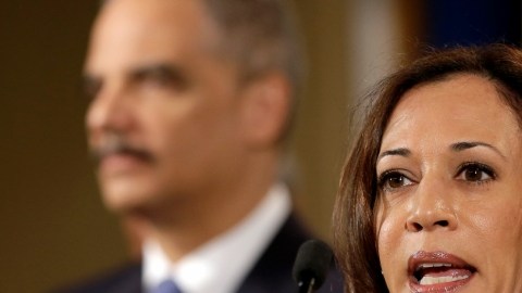 La oficina de la Procuradora estatal Kamala Harris ha lanzado una alerta de fraude. /Archivo