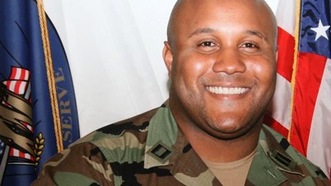 “Los llaman 'wetbacks' en su cara y los degradan en frente de sus compañeros policías de otras etnias... No estoy impresionado”. Christopher Donner,  en su 'Manifiesto' de Facebook.