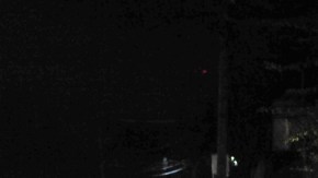 Varios peritos investigan el sitio donde tres escoltas del fiscal general de Morelos (México), Rodrigo Dorantes Salgado, murieron por disparos de policías en confuso incidente, ayer.