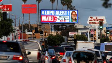 LAPD está buscando a Christopher Dorner por el asesinato de tres personas.