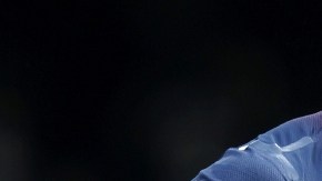 El delantero chileno Alexis Sánchez  celebró a rabiar   el gol marcado  al Getafe CF, que fue aplastado ayer por 6-1 por el Barcelona.