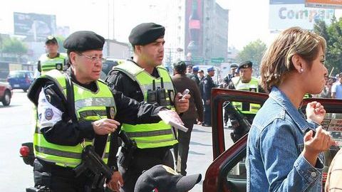 Expertos piden en Washington, un mayor control para reformar a la policía en México.