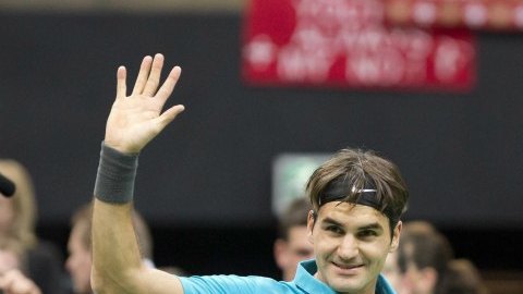 El tenista suizo Roger Federer iniciò con el pie derecho el torneo de Rotterdam