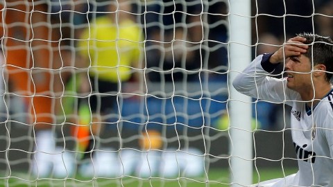 De lo q   ue haga Cristiano Ronaldo a la ofensiva va a depender mucho la salvación o no de la temporada para el conjunto merengue.