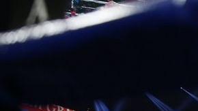 Márquez vence con nocáut condundente a Pacquiao en el sexto asalto, el 9 de diciembre de 2012.