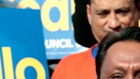 El alcalde de Los Ángeles, Antonio Villaraigosa, endosó ayer en un acto público a Gil Cedillo, candidato a concejal por el Distrito 1.