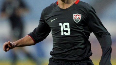 Robbie Rogers declaró que es gay y decidió alejarse del fútbol.