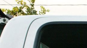 La policía de El Salvador resguarda a la mujer como testigo protegido.