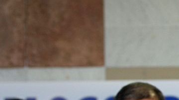 Luciano Marín Arango, alias "Iván Márquez", el número dos de las FARC deseó a Hugo Chávez una "pronta recuperación".