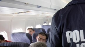 ICE ejecutó en 2012 la cifra récord de 409,849 deportaciones en todo el país, frente a las 396,906 del año anterior.