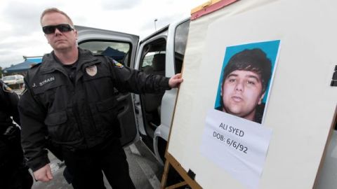 Ali Syed fue identificado por la policía de Tustin como el asesino de tres personas, además de atacar vehículos y disparar indiscriminadamente en Tustin, en el Condado de Orange.