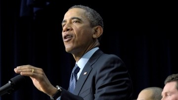 El presidente de Estados Unidos, Barack Obama,  advirtió ayer que si se concretan los recortes inmediatos de 85,000 millones de dólares todo el Gobierno sentirá sus efectos.