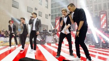 La banda por One Direction alcanzó el número uno a nivel mundial desde México hasta Egipto.