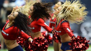 La casa de los Houston Texans, el Reliant Stadium, y sus cheerleaders aspiran a recibir nuevamente un Super Bowl.